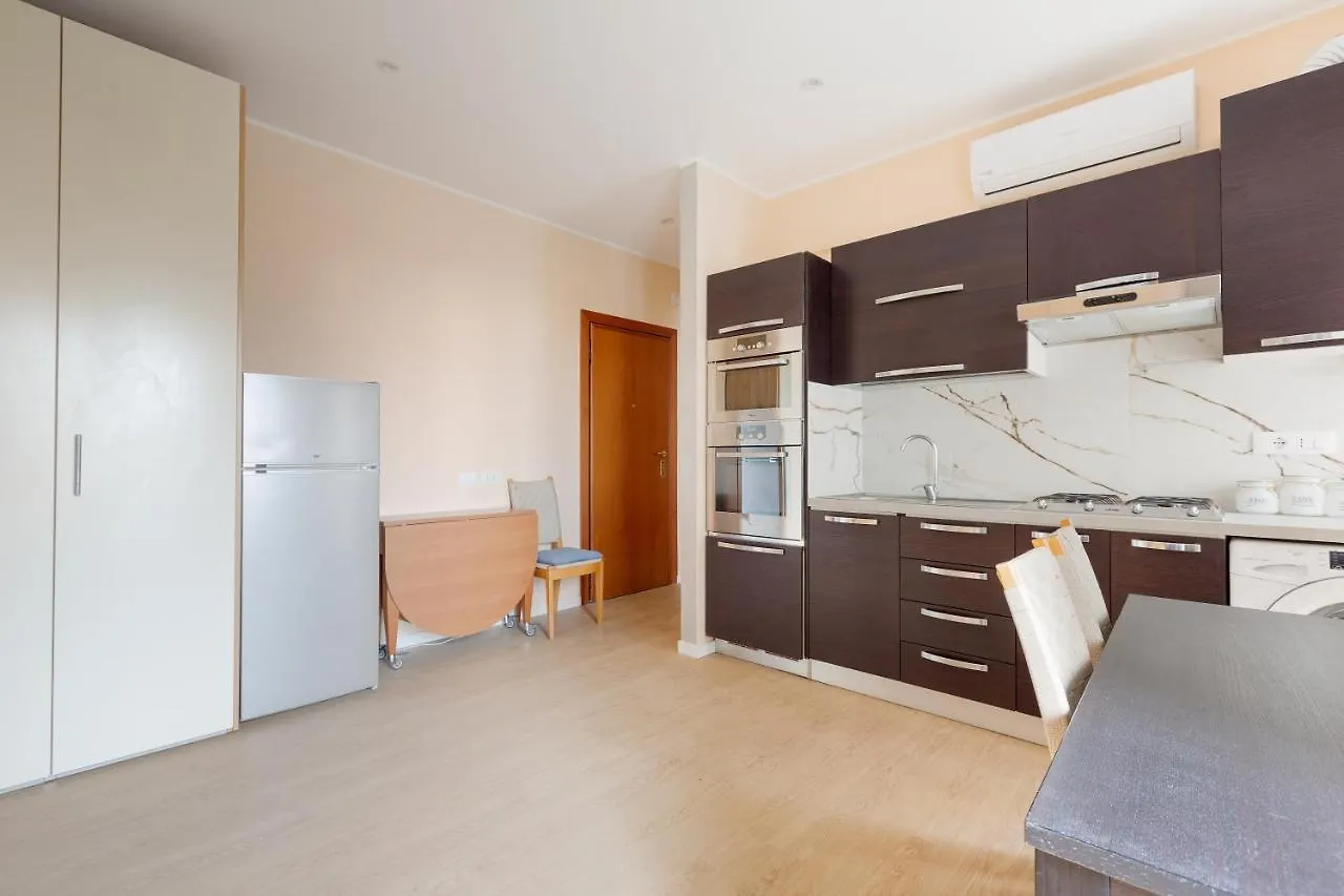 Cozy Studio Milano Parco Nord Διαμέρισμα