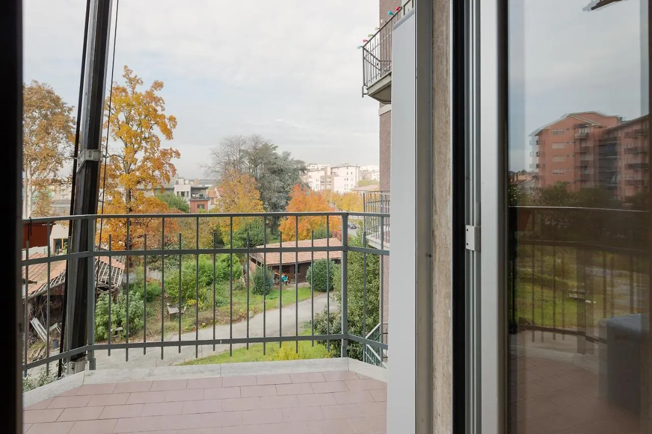 Cozy Studio Milano Parco Nord Διαμέρισμα Μιλάνο